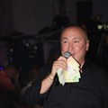 Đani napravio haos i lom na šabačkom vašaru! Šuške samo letele oko pevača, nije znao šta će sa novčanicama: Atmosfera gorela…