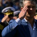 Američka mornarica ostala bez šefa – Hegset potpisao smenu Harisona
