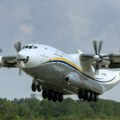 (VIDEO) Snimljen pad najvećeg ruskog vojnog transportnog aviona: Prepolovio se u vazduhu