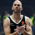 Partizan ostao bez pleja! Nik Kalates je novi igrač PAOK-a!