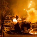 Nastavljeni neredi širom Francuske: Mobilisano 45.000 policajaca za noć