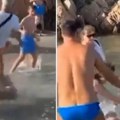 Nindža turista Nogom nokautirao skipera na plažiI: Krenuo da ga šamara u vodi, svađa izbila zbog žene