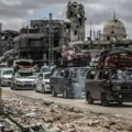 Palestinci napuštaju istočne dijelove Rafaha uoči moguće izraelske invazije