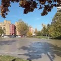 Potop u Novom Sadu: Pukla cev na Bulevaru Evrope, automobili u vodi na Detelinari