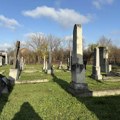 Obnovljeno jevrejsko groblje otkriva zaboravljenu istoriju Jevreja u Sremskoj Mitrovici