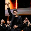 Ilker Čatak osvojio Zlatnog medveda na 76. Berlinaleu, Sandra Hiler najbolja glumica