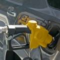 Prekretnica na pumpama i revolucija u auto-industriji: Stigao ekološki benzin "Nexa 95" - sipa se u obična vozila, a drastično…