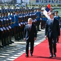 Vučić dočekao predsednika Uzbekistana ispred Palate Srbija