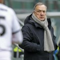 Napravio čudo sa ovom reprezentacijom, pa produžio ugovor! Dik Advokat ostaje na klupi Kurasaa!
