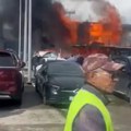 Požar guta ruski aerodrom! Vatrogasne ekipe na terenu! (video)