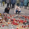 Studenti u Novom Sadu blokirali raskrsnicu kod železničke stanice (FOTO/VIDEO)