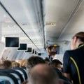 Pića koja treba izbegavati na dugim letovima Upozorenje iskusne stjuardese