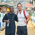 Robert je posetio državu u zapadnoj Africi i ostao zapanjen imenima ulica: "Kako biste ovo objasnili?"