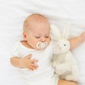 Mijat je sve popularnije ime za bebe u Srbiji: Ima moćno značenje, poistovećuju ga sa Bogom