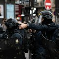 Francuska policija brutalno razbila sve blokade; Skoro 500 uhapšenih; Pariz "počišćen" FOTO/VIDEO