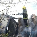 Novi Sad: Porodici na Telepu izgorela kuća, građani prikupljaju pomoć (FOTO)