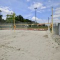 Obnovljeni tereni za odbojku i prvi teren za tenis na pesku u Velikom parku