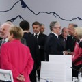 Razgovori iza kulisa samita G7: Ko je izgubio sat, a ko prestao da puši? (video)