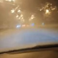 Vozači pale "sva četiri" na auto-putu, prst pred okom se ne vidi! Dramatični prizori nevremena kod Niša: Ljudi jedva voze…