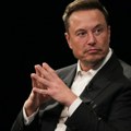 Musk kaže da će odbaciti logo Twittera i 'sve ptice'