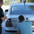 Priština usvojila odluku o uklanjanju nalepnica za vozila sa srpskim tablicama