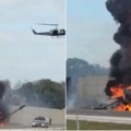 Avion udario u automobil Sleteo na autoput, pa se zapalio: Ima mrtvih (video)