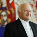 „Papa nema telefon, pričali smo o fudbalu, a onda smo otišli na kapućino – on nije mogao sa nama jer više ne sme da napusti…