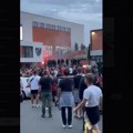 VIDEO Haos kod Marakane: Sukob navijača i policije, nastao haos i jurnjava na sve strane