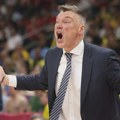 Фенер подржао Јасикевичијуса": "Волимо га и верујемо му, учинићемо све да остане!"