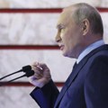 Putin: Zapad hoće da nas porazi na bojnom polju, ali sada pevaju drugu pesmu