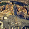 Vatikan odbacio promenu pola, surogat roditeljstvo i teoriju roda