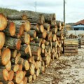 Метар дрва кошта око 7.000 динара! Сада је право време за куповину огрева, цене током зиме папрено високе