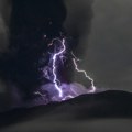 Eruptirao vulkan Ibu u Indoneziji FOTO