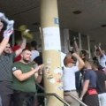 Policija se povukla, studenti ušli na Univerzitet u Novom Pazaru