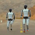 Zastrašujući sprint metala: Kineski humanoidni robot L7 šokira naučnike i budi strah od ljudske suvišnosti