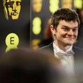 On je oduvao Timotija Šalmea i Dikaprija na BAFTA nagradama: Ko je glumac koji je odneo priznanje