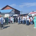 Srbi i danas na protestima: U Gračanici, Lipljanu i Sušici skupovi podrške uhapšenim direktorima zdravstvenih i obrazovnih…