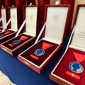 Vučić dodelio medalje pripadnicima MUP-a