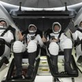 Sletela Spejseks kapsula Vratila se 4 astronauta posle šest meseci boravka na svemirskoj stanici (foto)