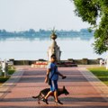 Pretežno sunčano, ponegde moguća kiša, temperatura do 33 stepena