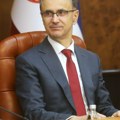Nije kasno za spas školske godine Premijer Macut najavljuje četiri nedelje nastave, jedan rok i upis do kraja jula