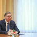 Britanski Ekonomist o Vučiću: Balkanski siledžija na kolenima