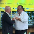 Gazda AEK-a dočekao Marka Nikolića i napravio neprijatnu scenu: Uperio kažiprst i viknuo na srpskom