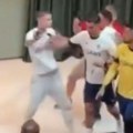 Au, ovo nismo navikli od njega: Ronaldu prišao klinac da se slika sa njime, a potez Portugalca šokirao je sve!