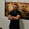 "Ulazim slobodan": Za ovim frajerom devojke lude, a od večeras ćemo ga ponovo gledati u "Eliti 9": Obukao se skroz u crno, a…