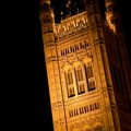 Britanski poslanik uputio apel vladi zbog gušenja slobode medija u Srbiji, pominje i pritisak na UM