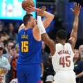 Denver „prokockao“ prednost u poslednjih pola minute: Jokić nije uspeo da pogodio za trijumf (VIDEO)