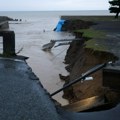 Stiže tajfun "Higos"; Na stotine hiljada Japanaca je upozoreno FOTO/VIDEO