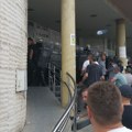 Studenti pozivaju na protest, advokat traži odlaganje suđenja optuženim za napad na policiju