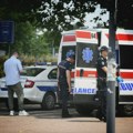 Kamere snimile nesreću kojoj je poginula devojčica (5), a njen brat (1) i majka su teško povređeni: Vozač izgubio kontrolu nad…